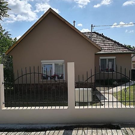 Vivien Apartman Fonyód Extérieur photo